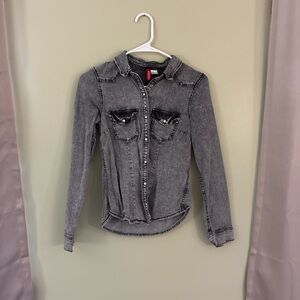 H&M Gray Washed Denim Shirt Jacket